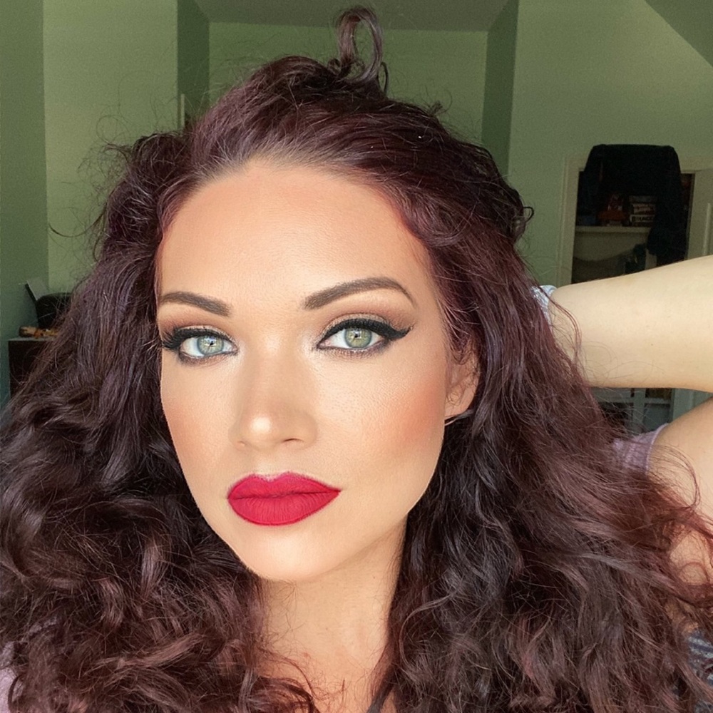 Meet your Posher, Megan
